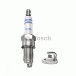 Bougie d'allumage ( BOSCH ) : Alfa Romeo, Chevrolet, Daihatsu, Fiat, Ford, Lancia, Opel, Subaru, Suzuki 0242140519 Bosch Pièc...