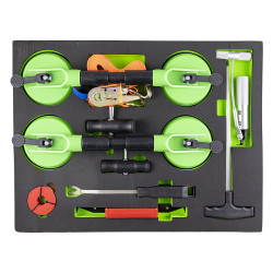 PALETTE AVEC LE KIT DE LA POMPE ASPIRANTE ET D'OUTILS POUR ENLEVER LES ESSUIE-GLACES 14062